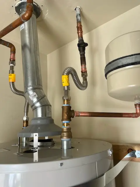 Water heater installation and plumbing repair in Salem Lakes